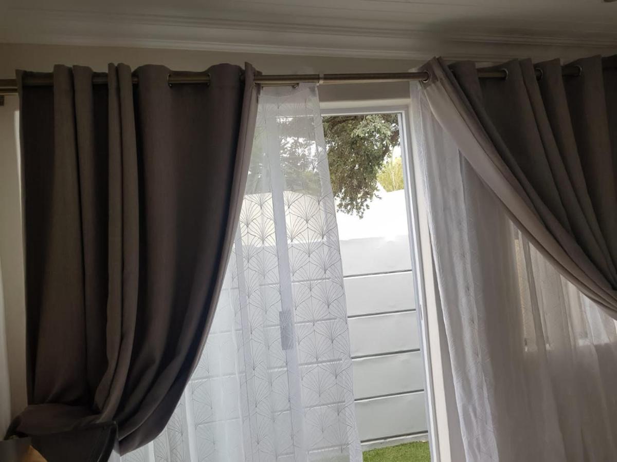 Izuba Lodge Cape Town Bagian luar foto